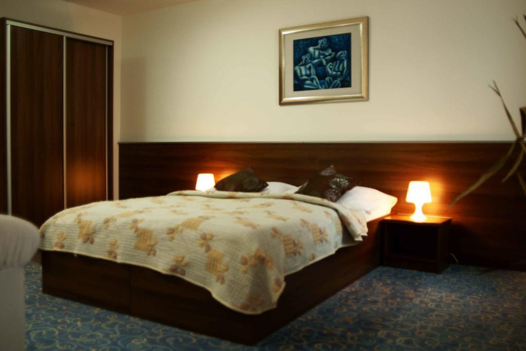 Hotel Barbakan Trnava Room photo