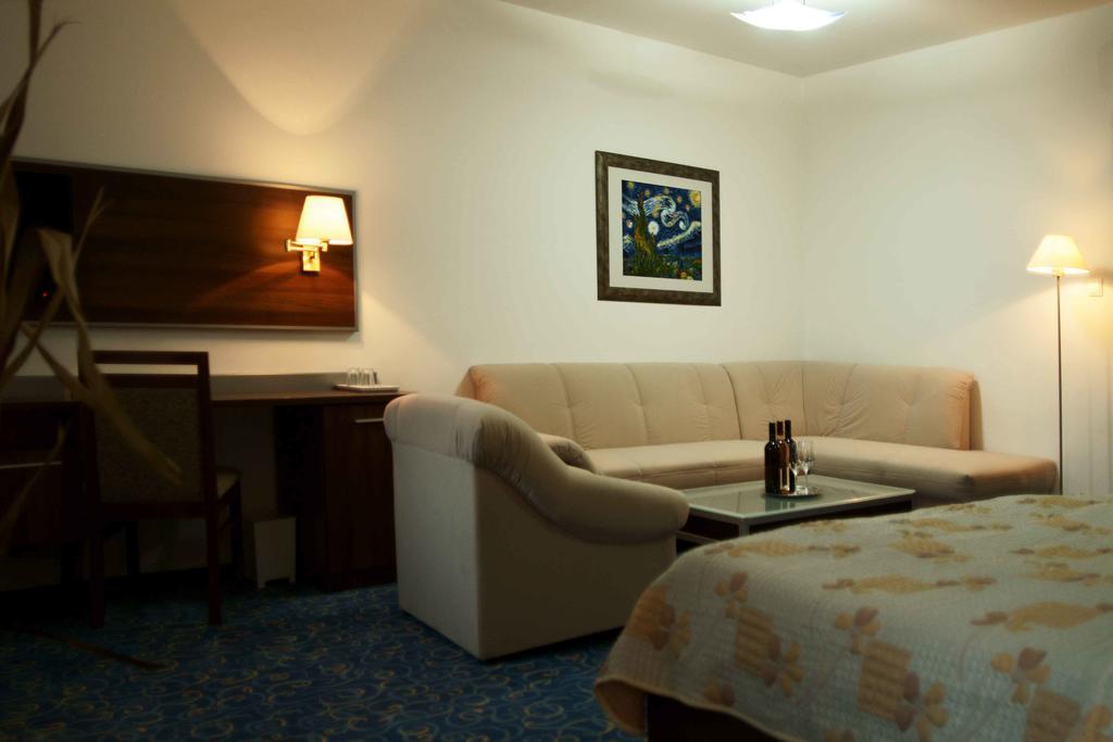 Hotel Barbakan Trnava Room photo